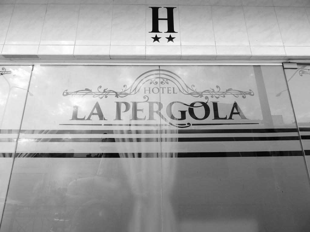 La Pergola Hotel Tucuman San Miguel de Tucumán Exterior photo