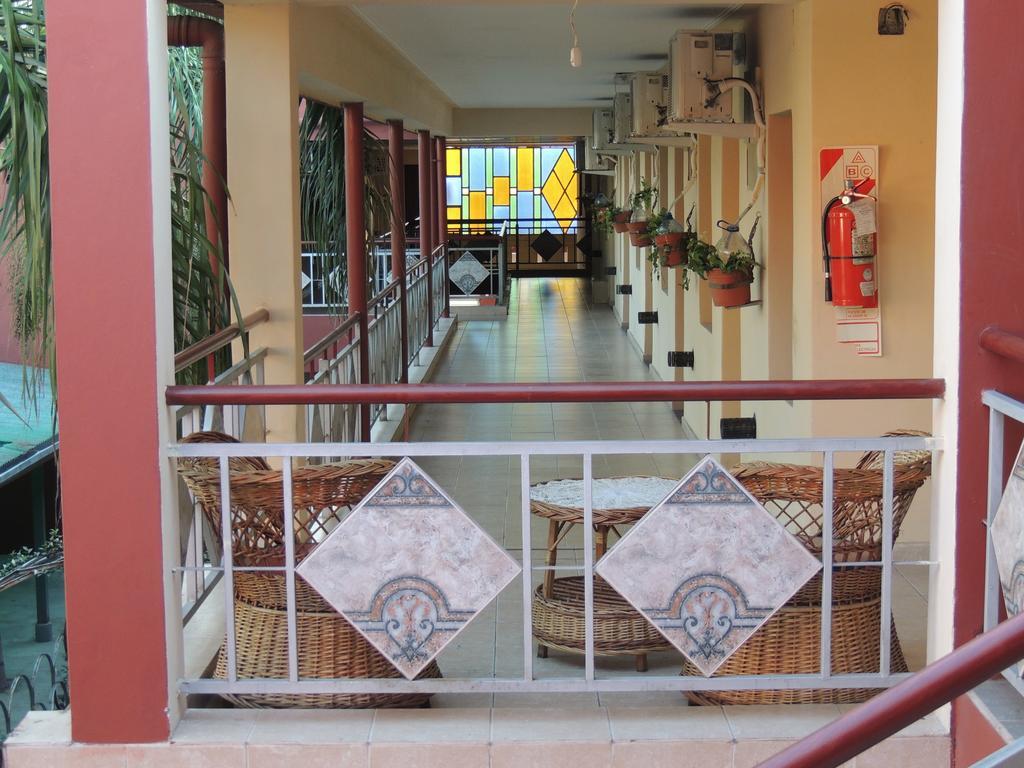 La Pergola Hotel Tucuman San Miguel de Tucumán Exterior photo